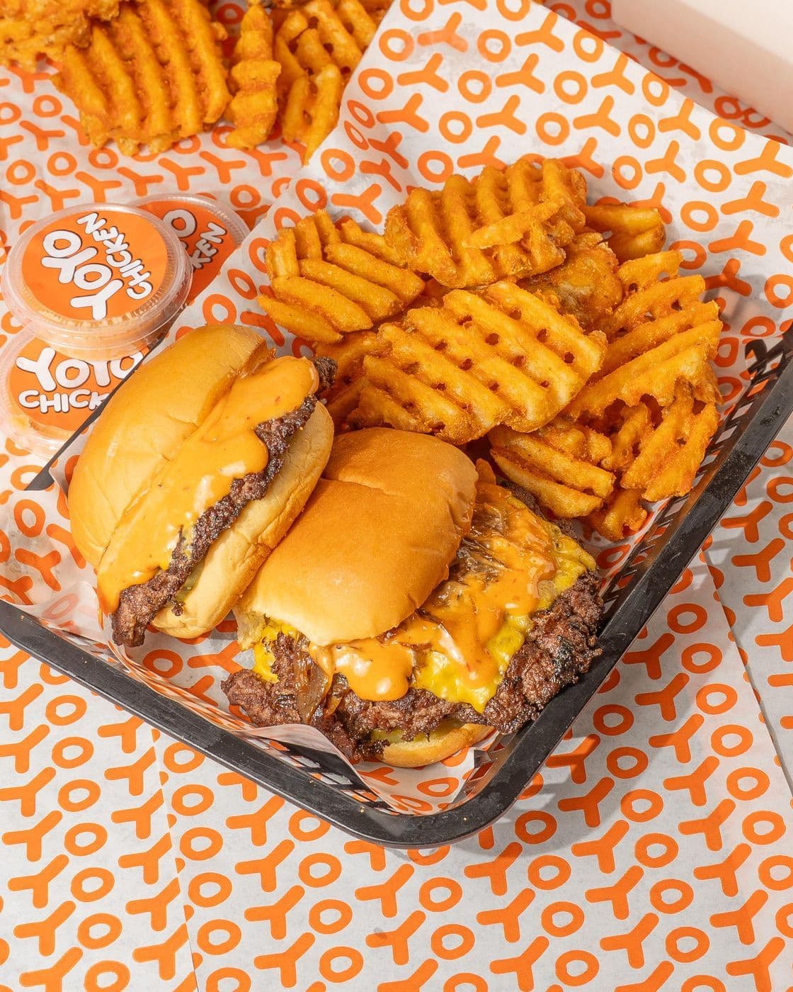 YoYo Built Burger Plate