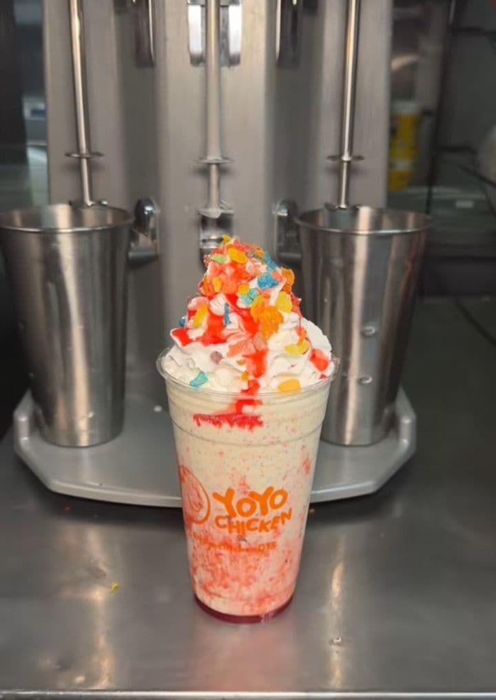 Fruity Bubble Milkshake