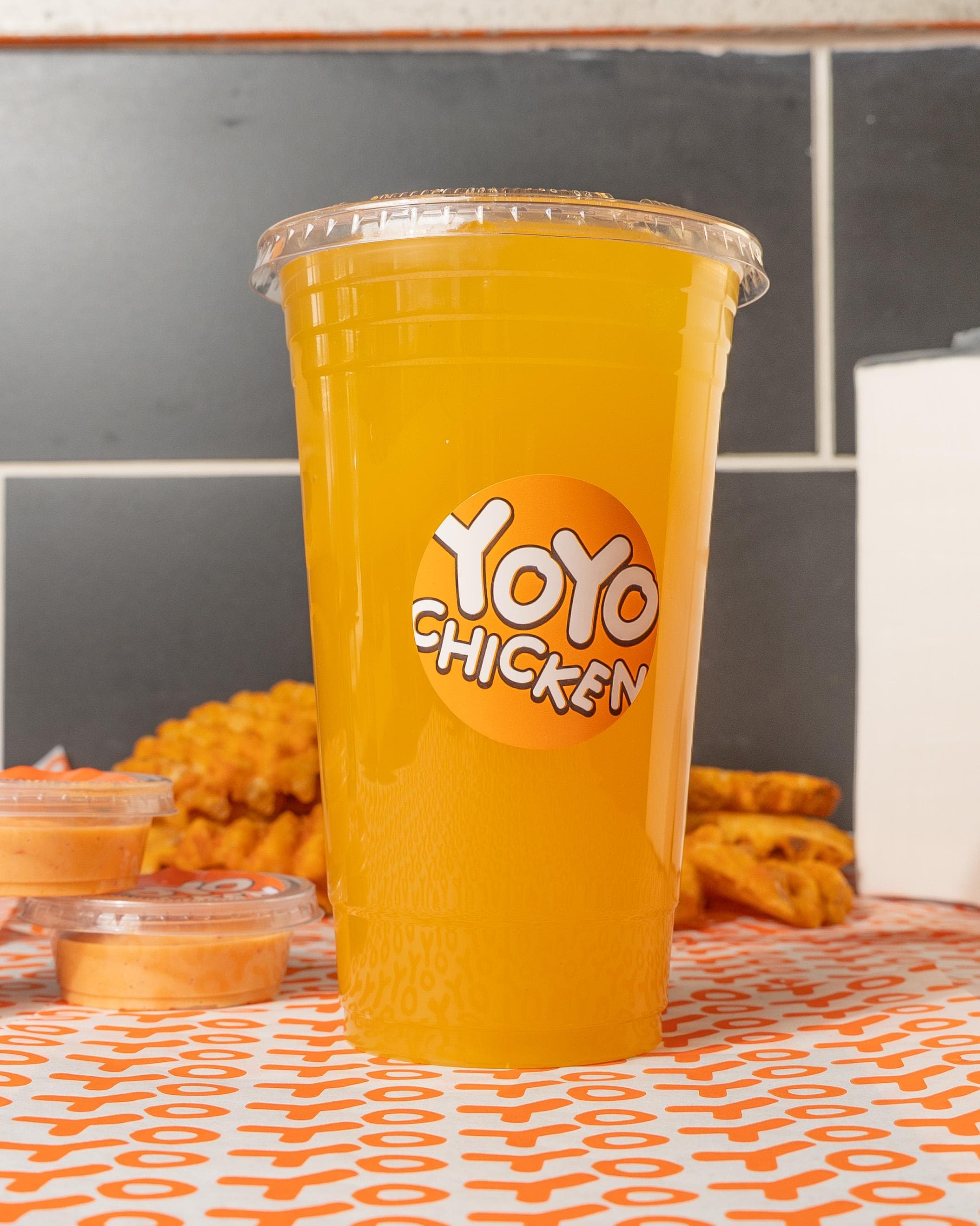 YoYo Mango Refresher Medium