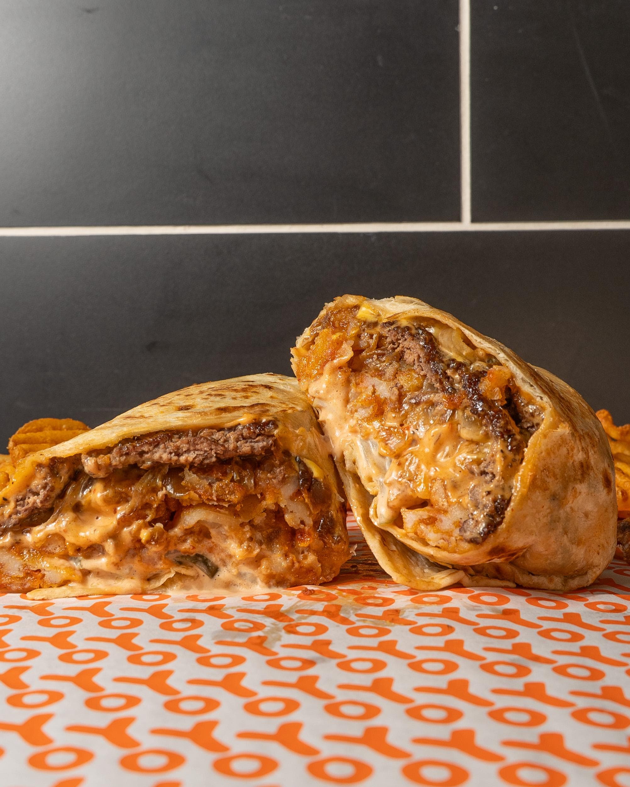 YOYO smash Burrito