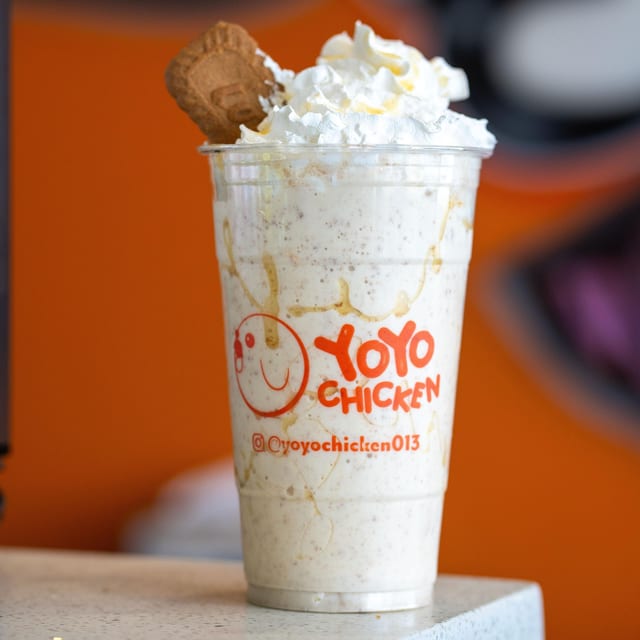 Lotus Biscuit Milkshake Large.