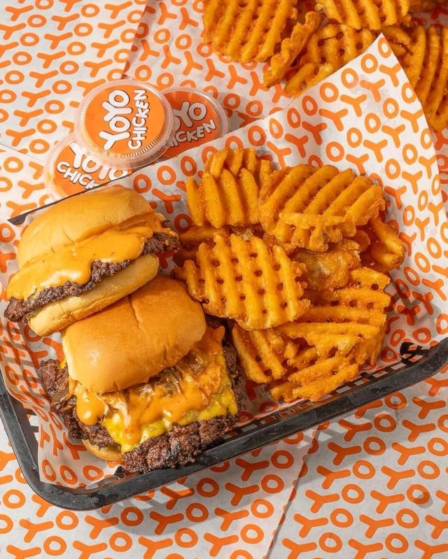 YoYo Burger Plate.