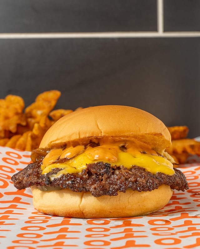 YoYo Smash Burger.