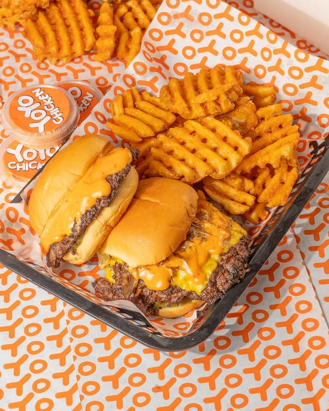 YoYo Burger Plate.