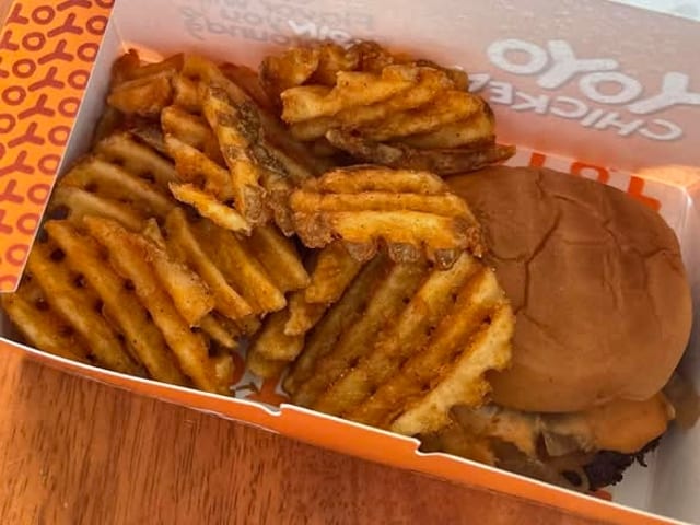 YoYo Tiriple Smash Burger Combo.