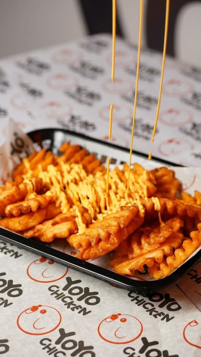 Waffle Fries Large.