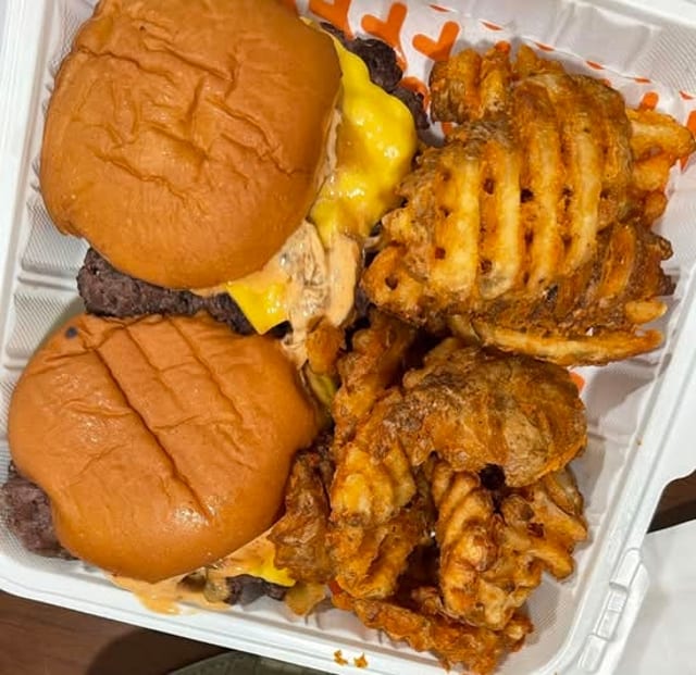 YoYo Burger Plate.