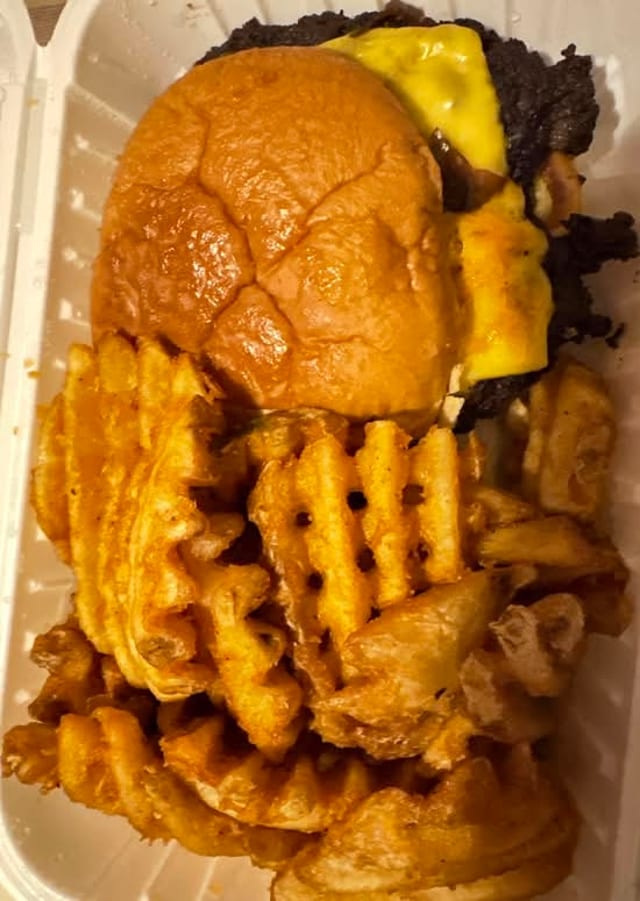 YoYo Double Smash Burger Combo.