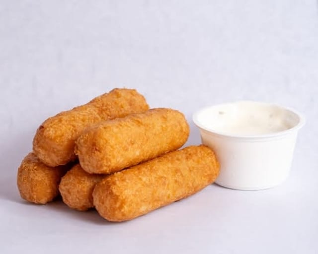 Mozzarella Sticks (5).
