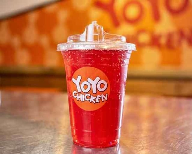 YoYo Strawberry Dragon Fruit Medium.
