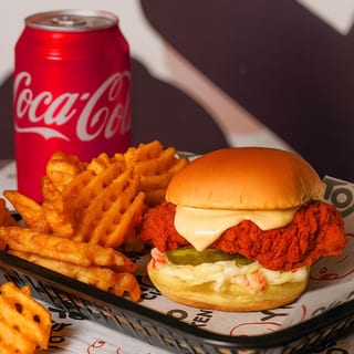 YoYo Chicken Sandwich Combo