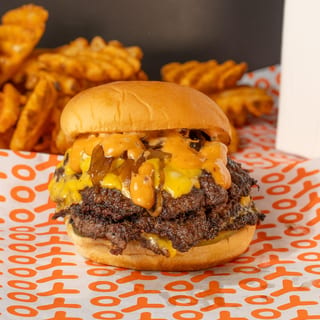 YoYo Tiriple Smash Burger