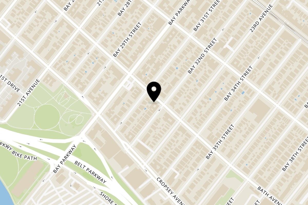 Map showing the location of Yoyo Chicken Brooklyn Bath Ave on 2238 Bath Ave in Brooklyn