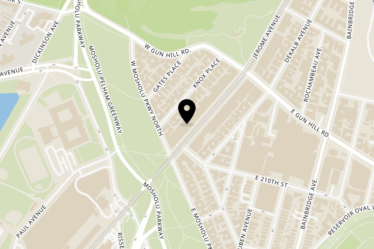Map showing the location of Yoyo Chicken Bronx- Jerome Ave on 3427 Jerome Ave in Bronx